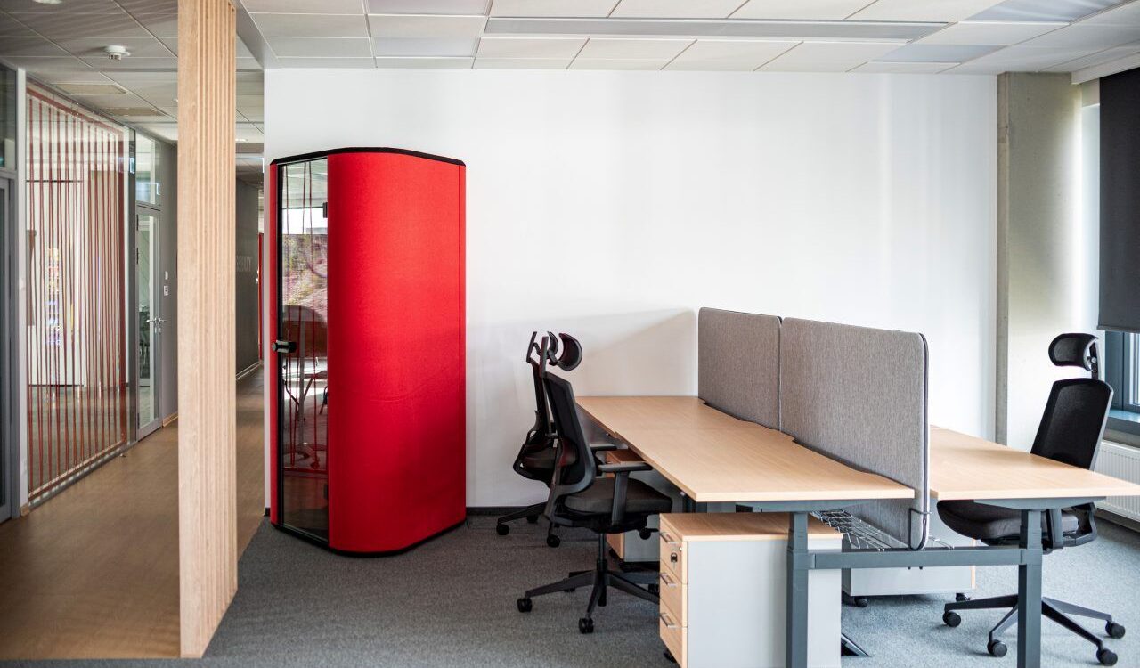 SEATING_SAVA_CHAIR_MDD_NE14_R60999_3_1 1280X750 | Atypik Bureaux Quels critères considérer pour choisir des sièges ergonomiques en entreprise ? Sélestat